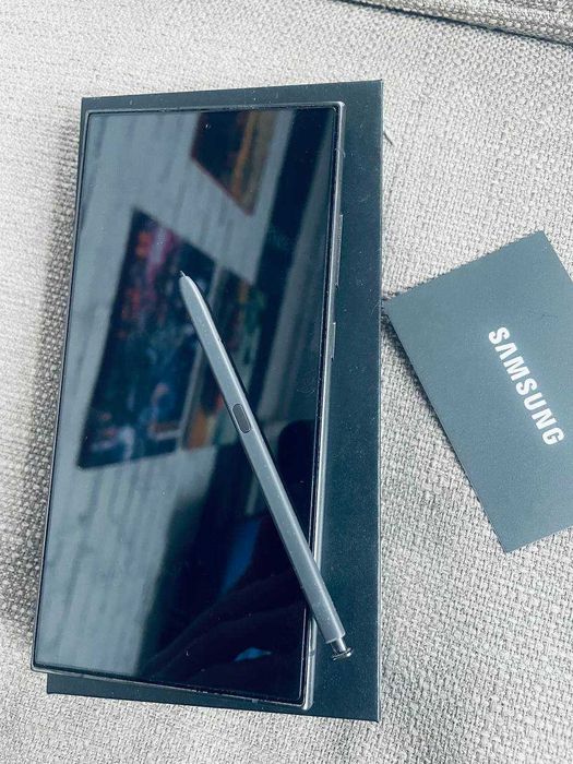 Продам Samsung s24 ultra 12 256gb