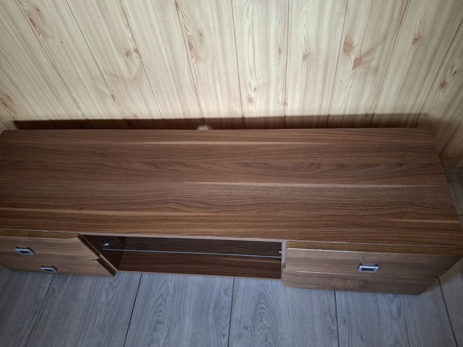 Wójcik COVA szafka rtv i dwie półki wiszące