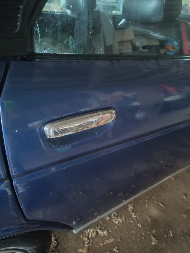 Subaru DL 1400 antigo