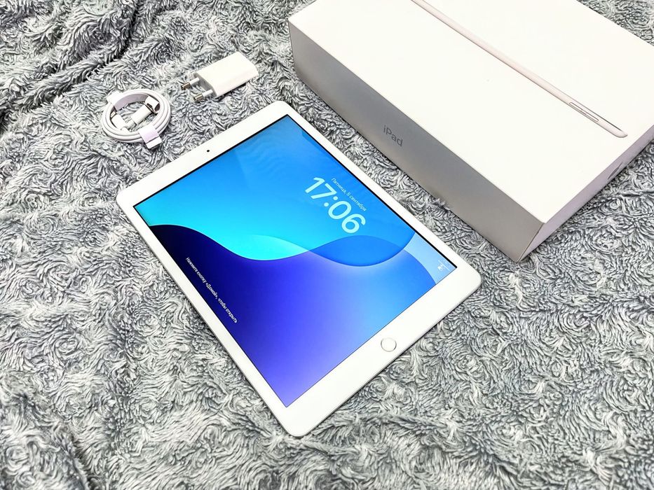 IPad 7 (32 gb) wi-fi, как новый, комплект! А2197