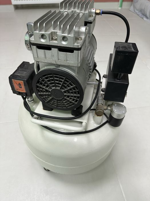 Компресор YJ-130 Стоматологический