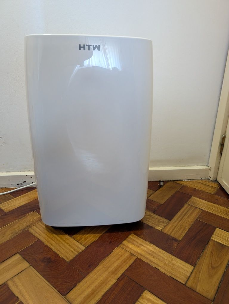 Desumidificador Portátil HTW 50L – Modelo HTWD050A3 | Excelente Estado