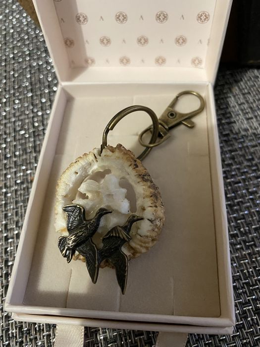 Breloki z poroza jelenia recznie robione