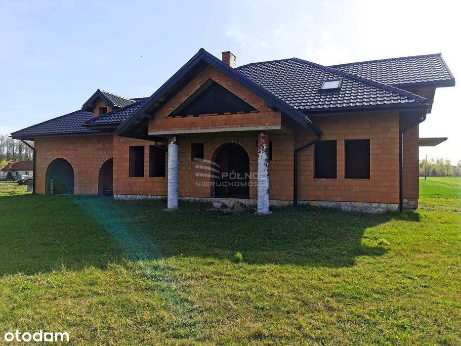 Dom w stanie surowym, Kodrąb