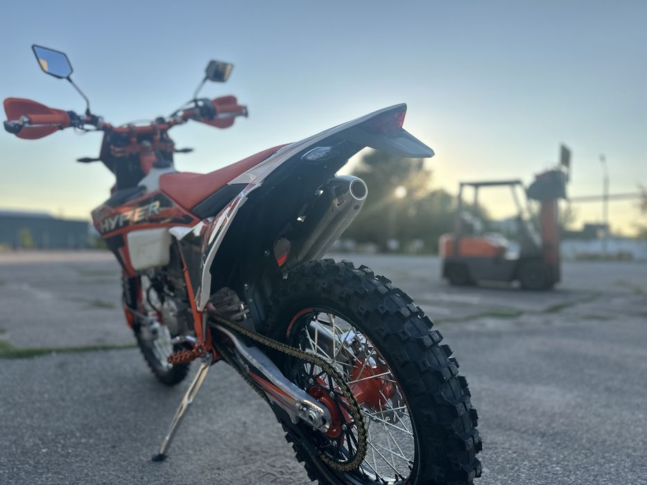 Мотоцикл KTM Exdrive Hyper 300 2026 року