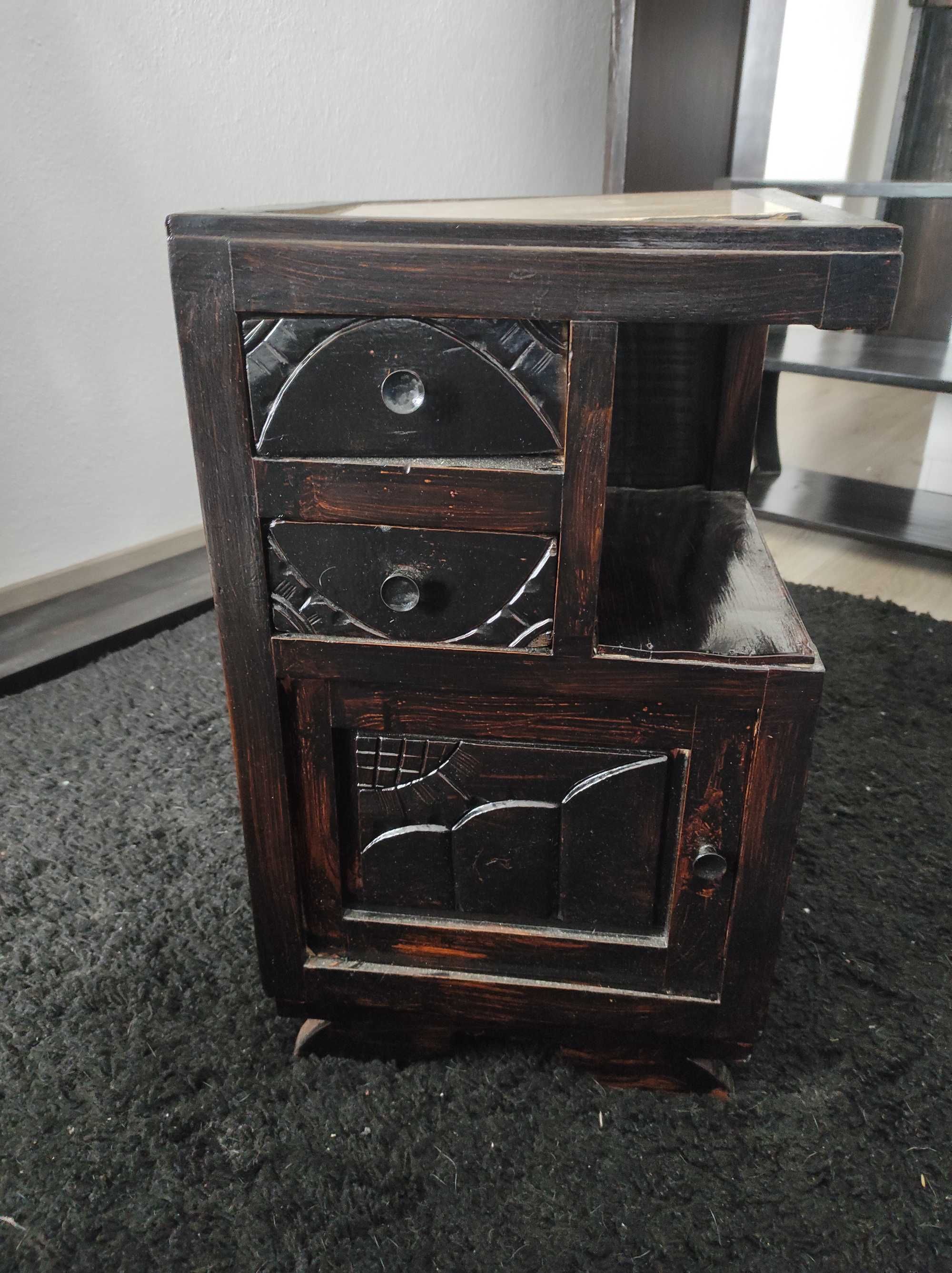 Mesa de cabeceira