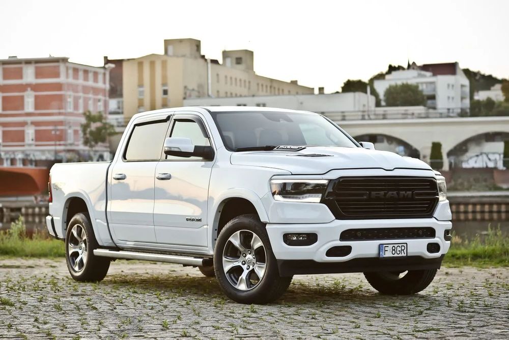 RAM 1500 Oryginalny Pakiet GT | LARAMIE | 5.7 HEMI | e-Torque | Zarejestrowany