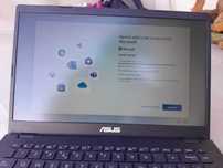 Computador portátil Asus Vivobook