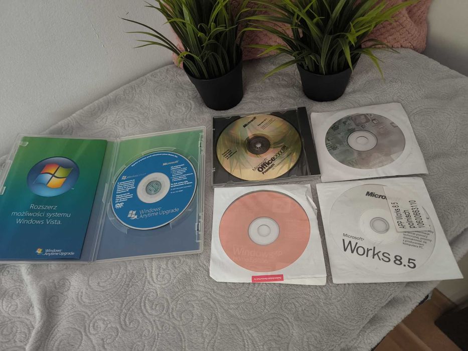 Kolekcjonerski zestaw oprogramowania XP Vista Office 2000