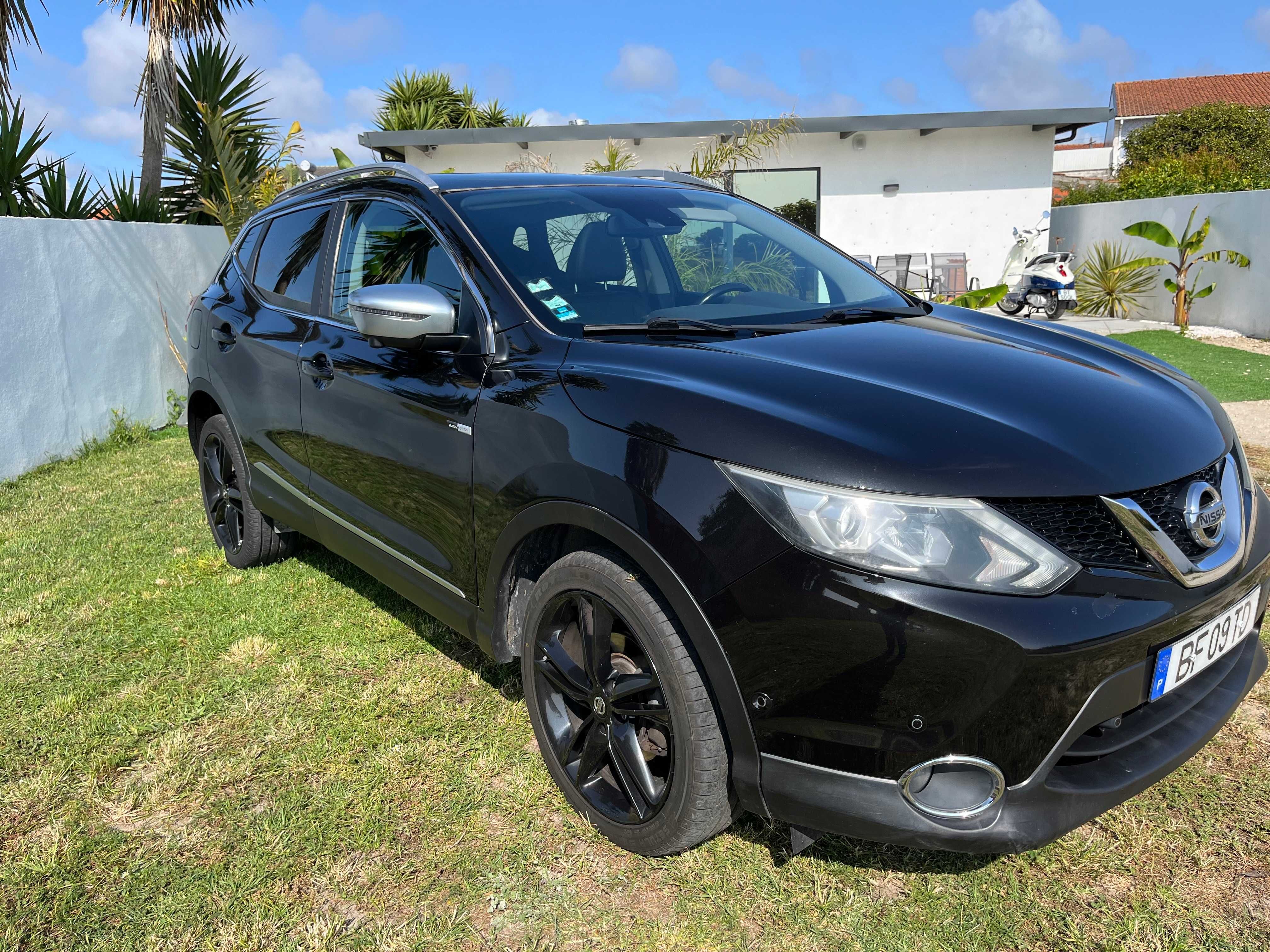 Nissan Qashqai 1.6 DCI 130 cv 4X4 Black Edition