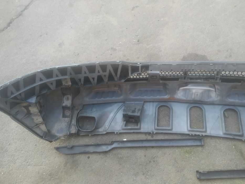 Бампер передній до Мерседес мл