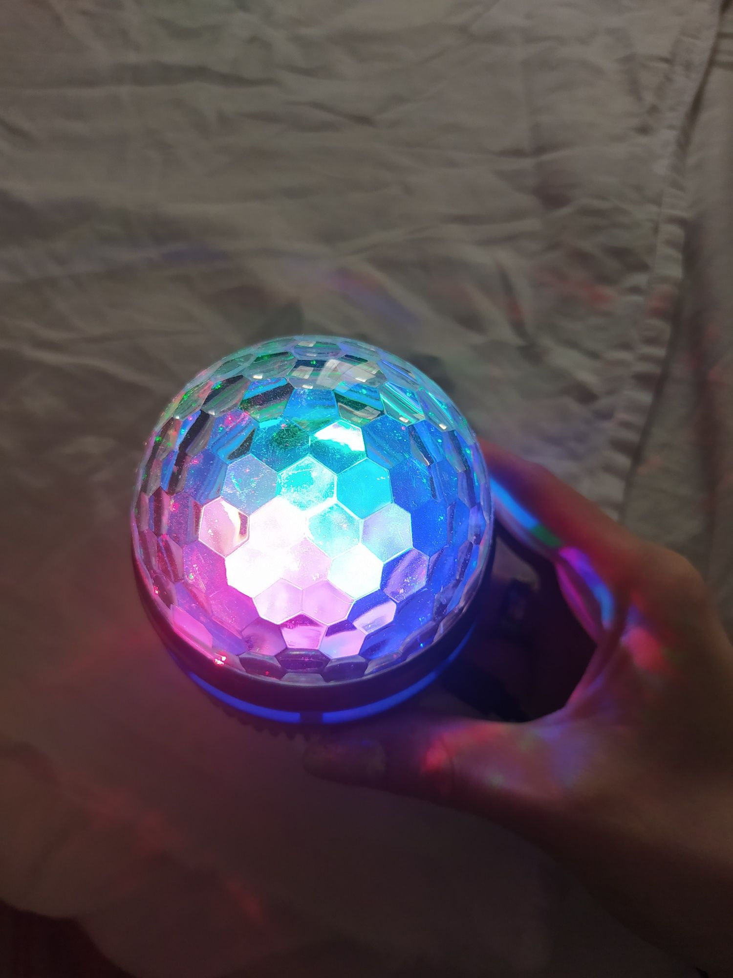 Mały projektor lampka kula dyskotekowa wielokolorowy usb