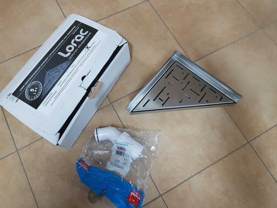 Odpływ narożny do łazienki prysznica z syfonem