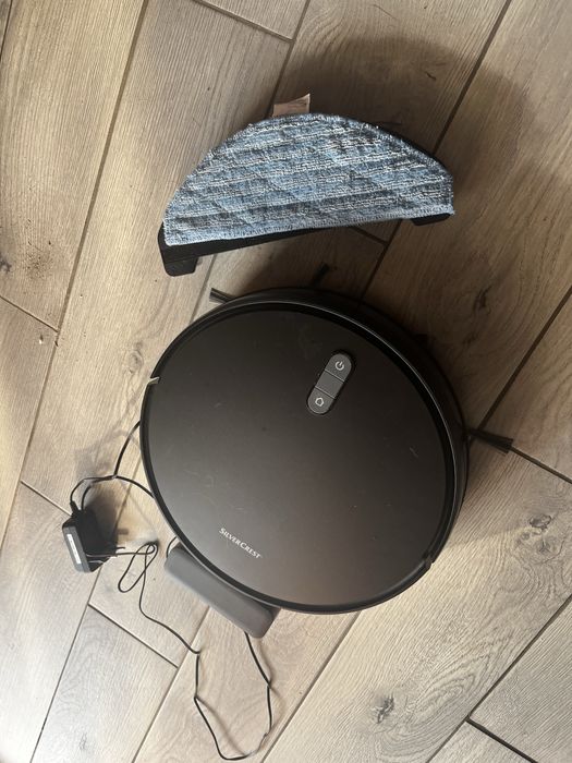 Robot sprzątający z funkcją mopowania, »SSWR C2«