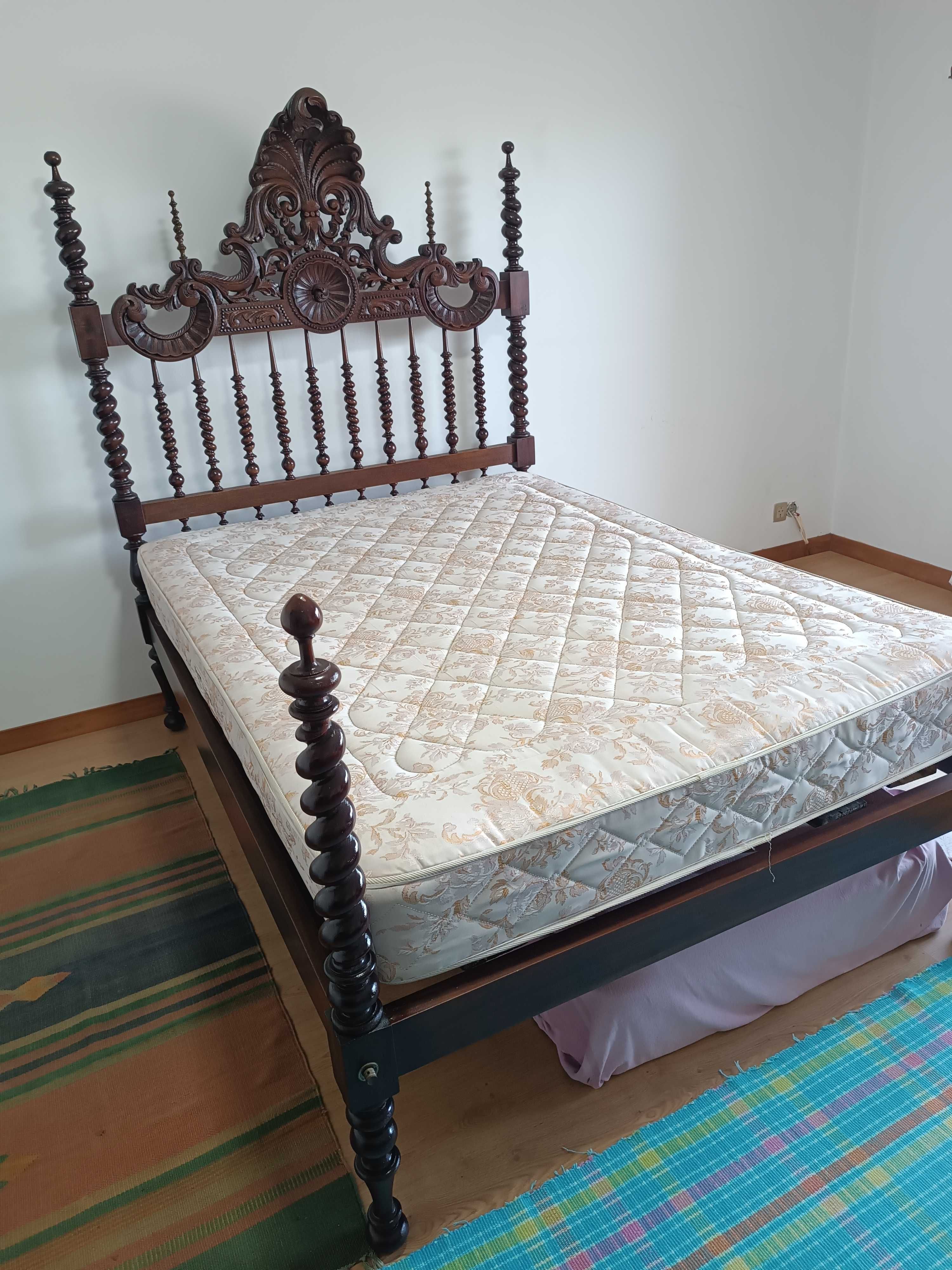 Cama de casal lindíssima