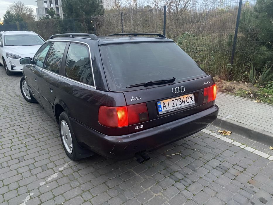 Продам Audi A6 C4 2.6