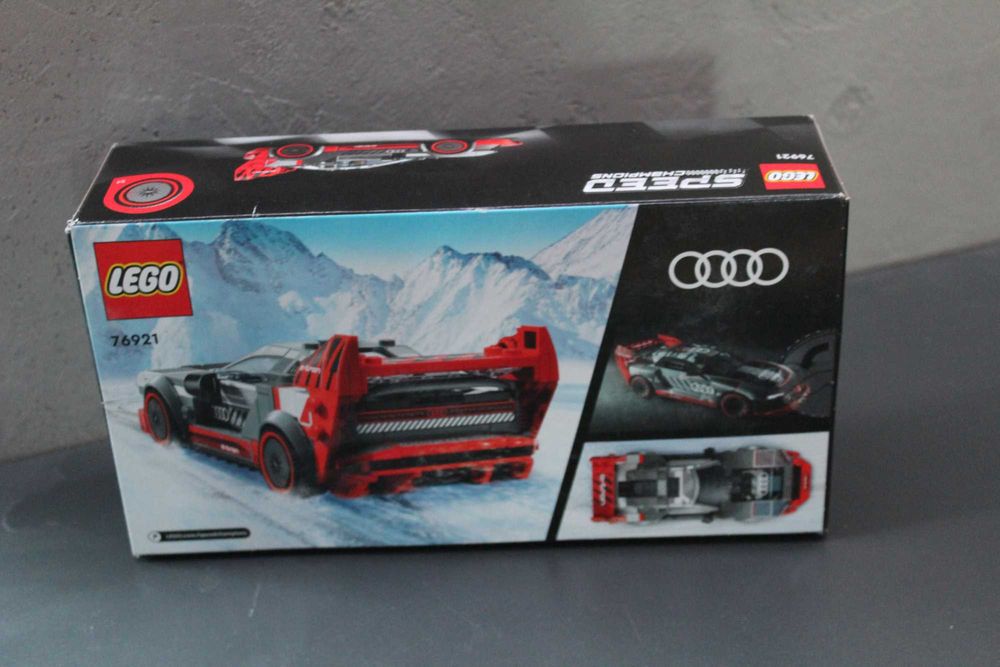 LEGO Speed Champions Wyścigowe Audi S1 E-tron Quattro 76921