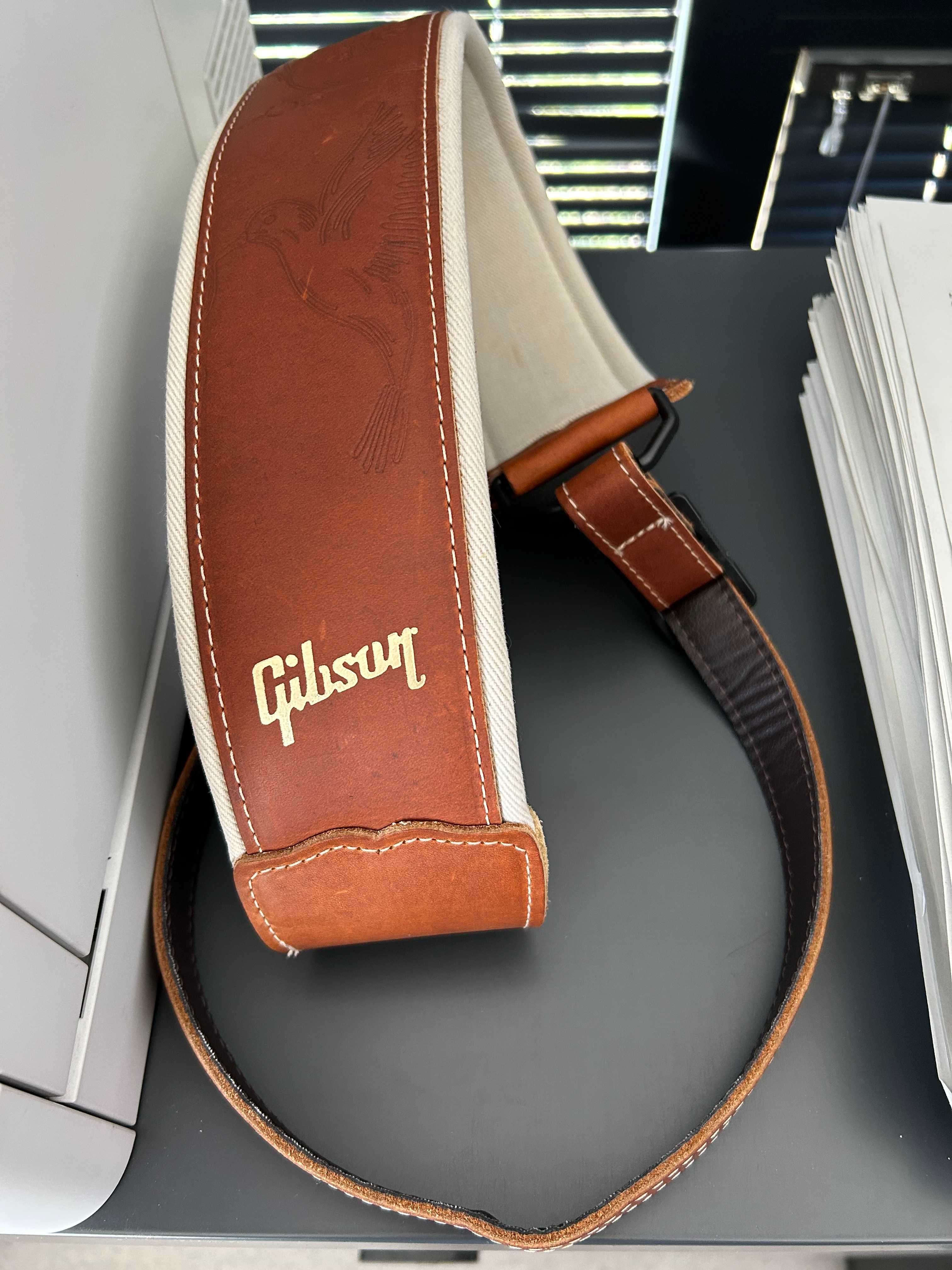Pas do gitary GIBSON - Made In USA