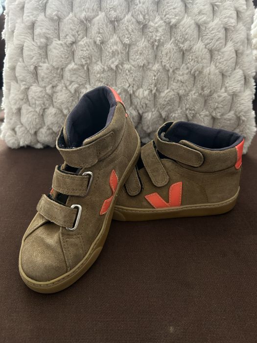 Botas em camurça n.31