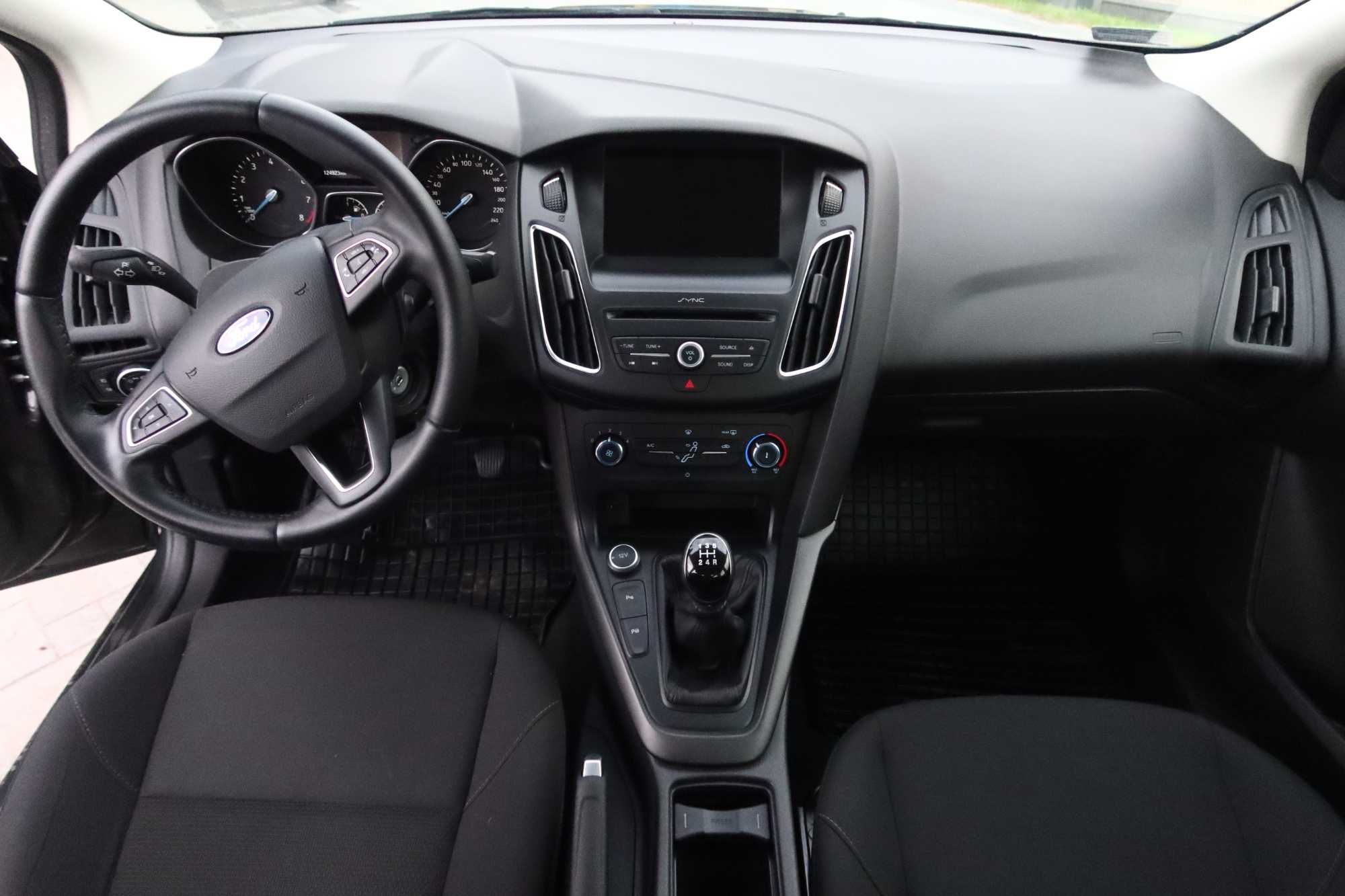 Ford Focus 1.6 Benzyna • 125 KM • Super stan!