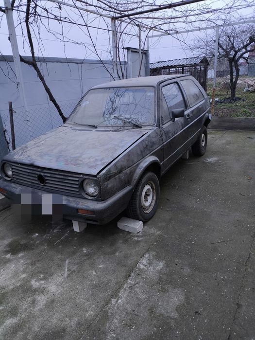 Продам гольф по запчастинам