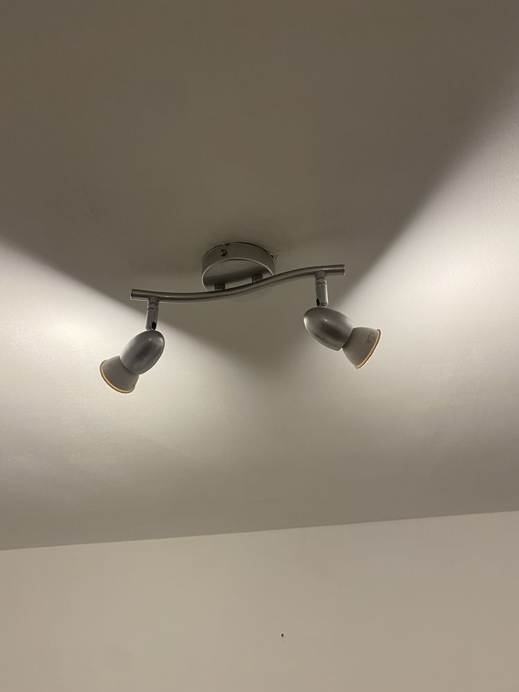 Vendo focus com leds novos