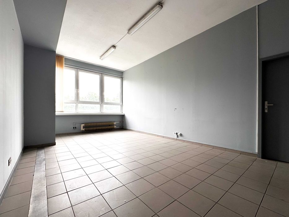 Lokal Biurowy_ul.Jana Długosza_m.parking