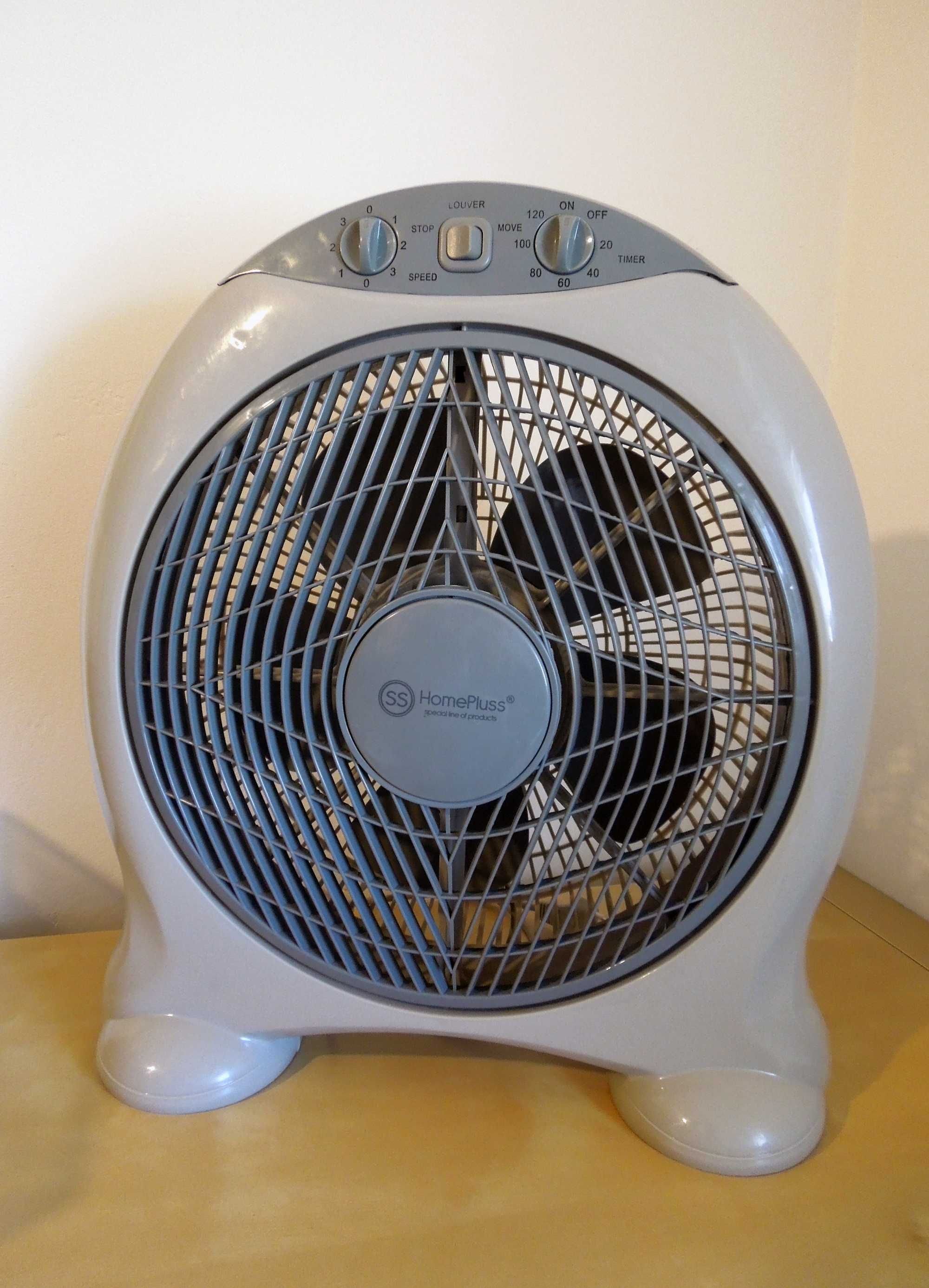 Ventilador de mesa / Torre ventilação Silvercrest - 20€ por ventilador