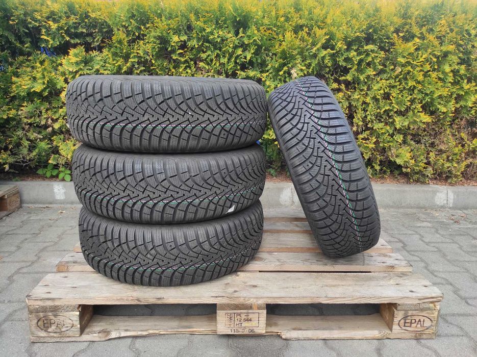 NOWE opony zimowe 4szt 205/60 R16 Goodyear UltraGrip 9+ XL
