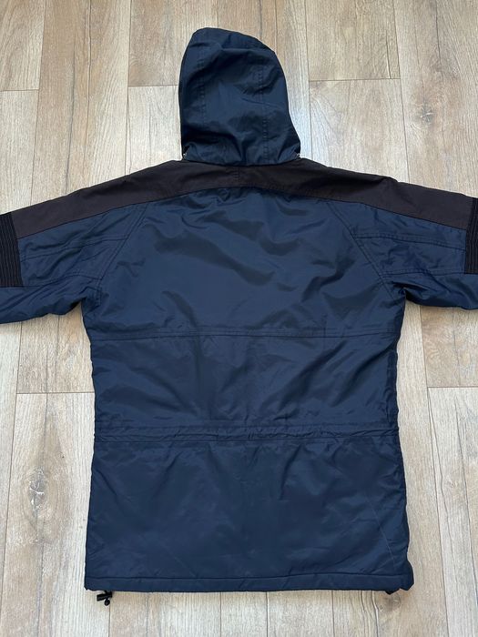 Куртка Helly Hansen M размер