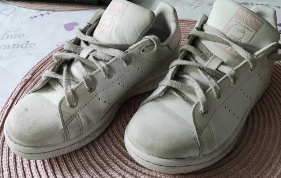 Buty dziecięce dla dziewczynki stan Smith adidas oryginalne 30 gx7639