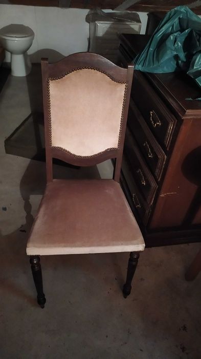 Moveis usados, mesinhas mesa cadeira ver preços na descrição