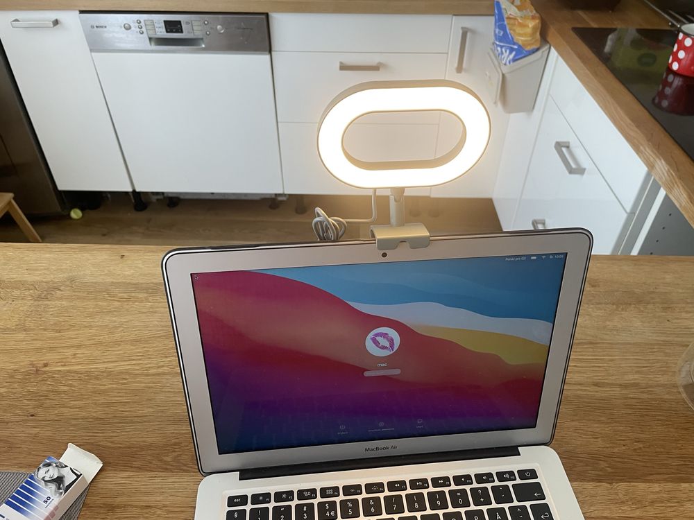 Lampka na monitor laptopa ze zmianą barwy światła ikea usb C