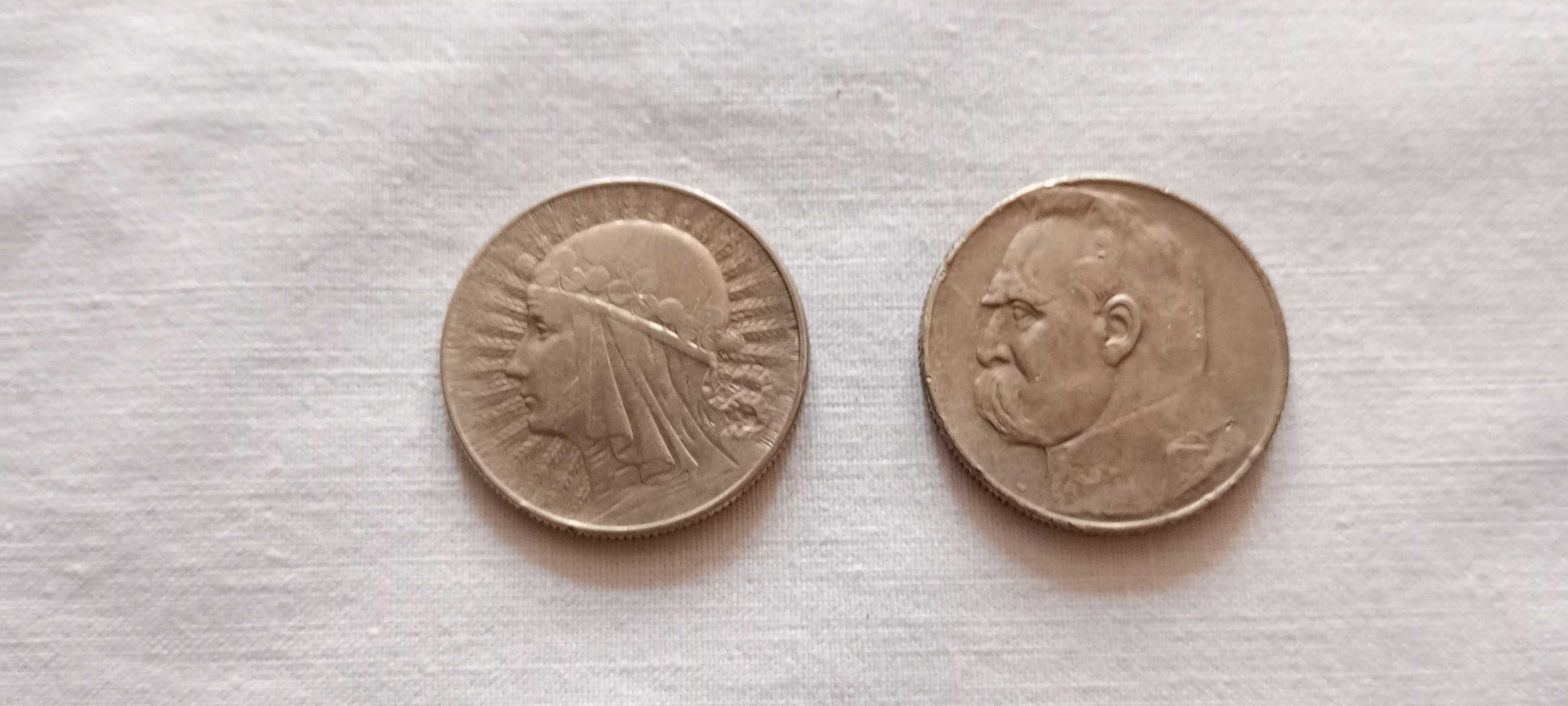 Sprzedam 2 srebrne monety 5 zł . 1934 i 1935 rok .