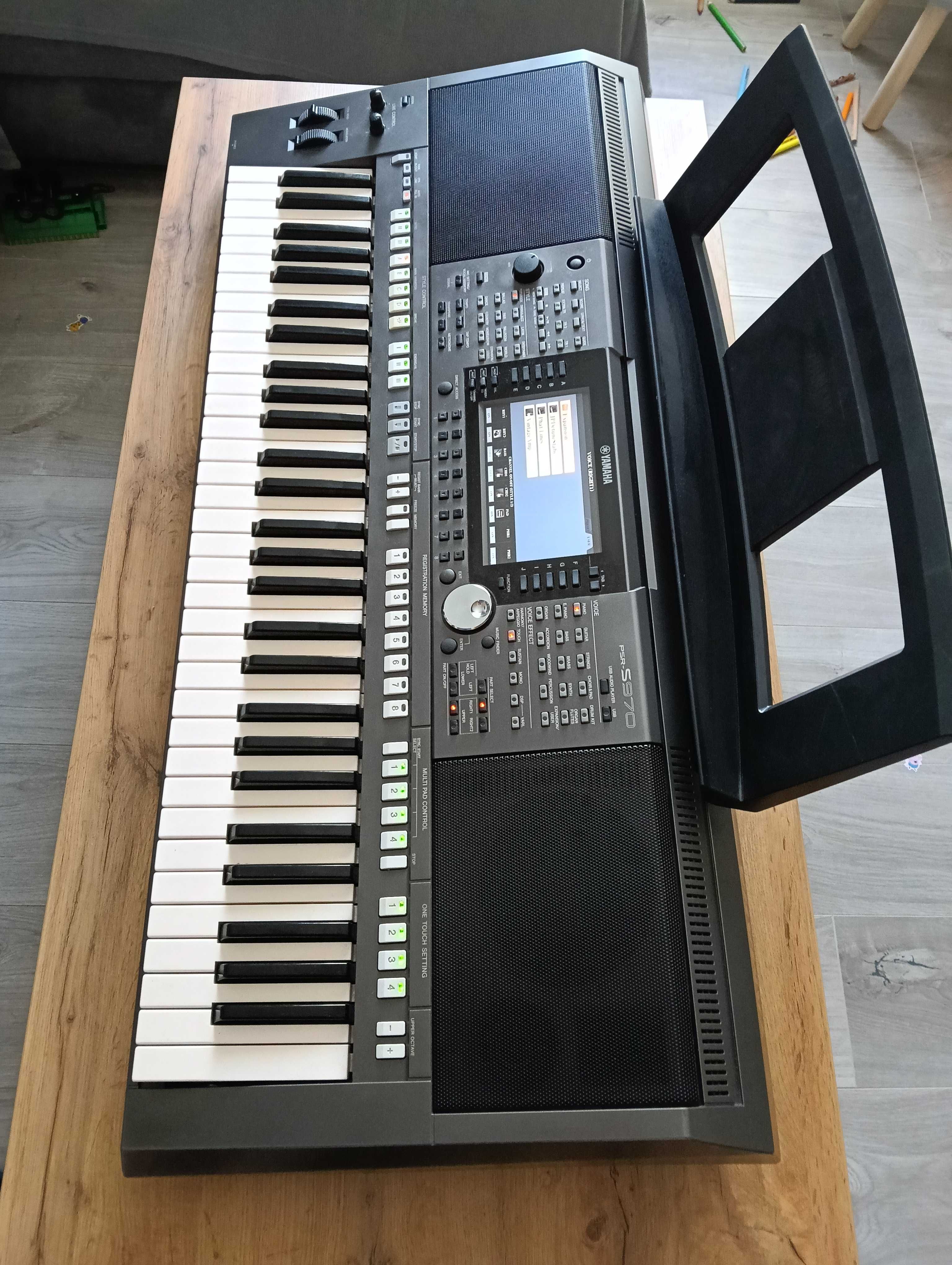 Yamaha psr s970 keyboard