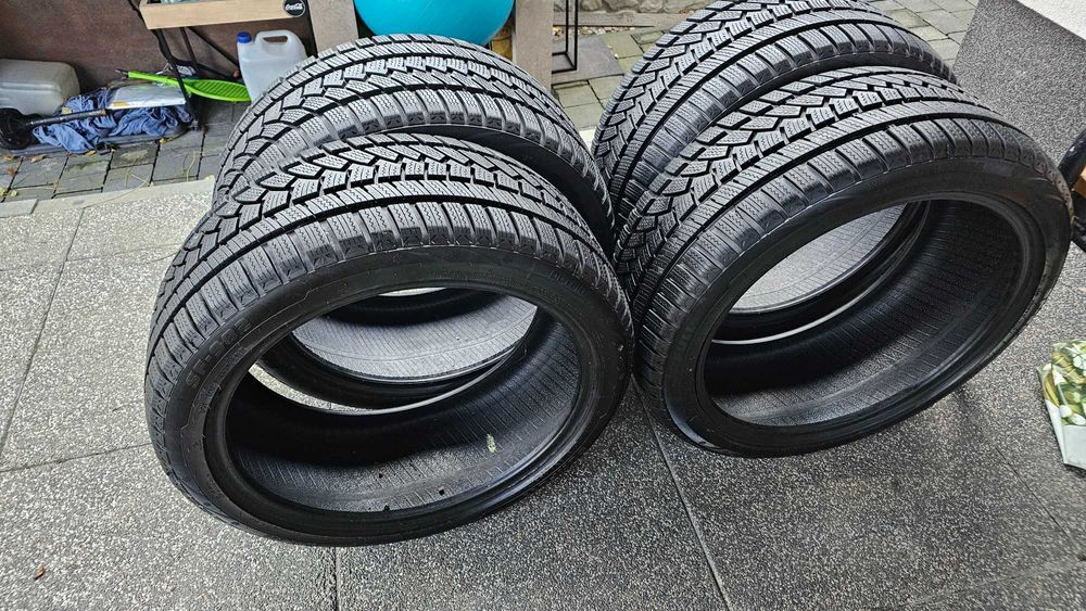 Opony zimowe Sunfull 2 szerokości 245/40/19 275/35/19 dot 3024