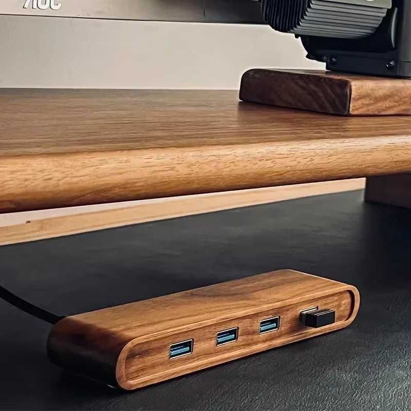 Elegancka Stacja Dokująca USB z Drzewa Orzechowego