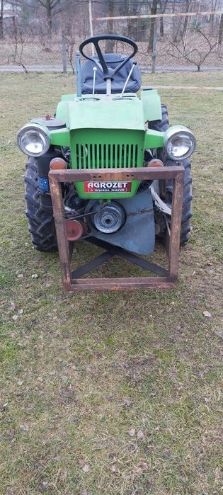 Traktorek ogrodniczy tz4k14