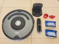 Aspirador iRobot Roomba 676