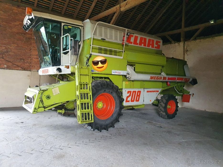 Комбайн Claas Mega 208