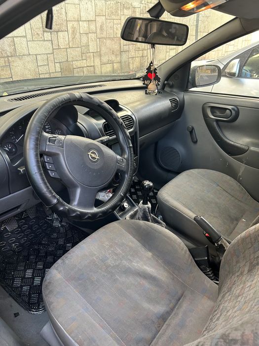 Opel Corsa, 2001