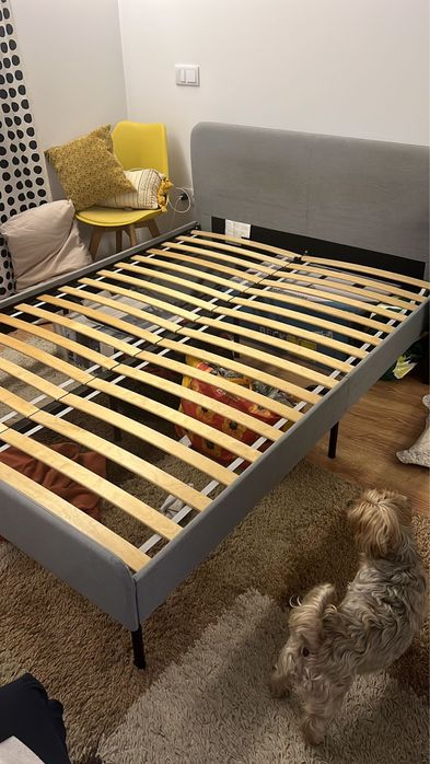 Cama ( bom estado)
