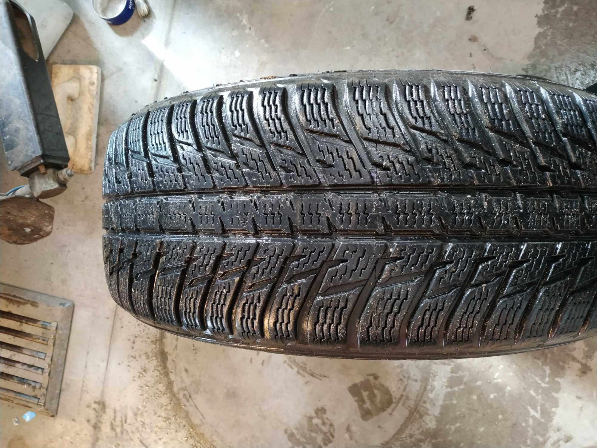 Opony zimowe NOKIAN 235/55R18 104H XL WR SUV3 komplet 4szt.