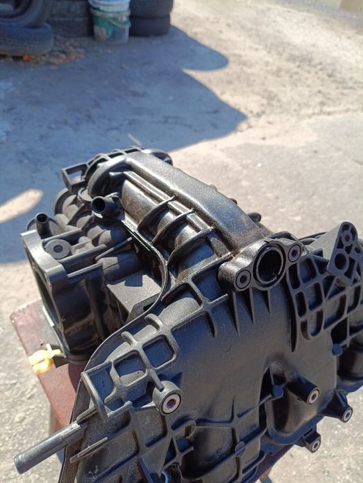 Коллектор Мазда турбо сх50 сх30 3bp