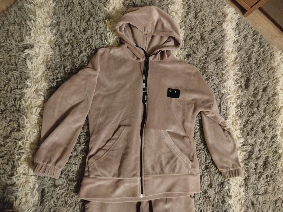 Велюровий костюм