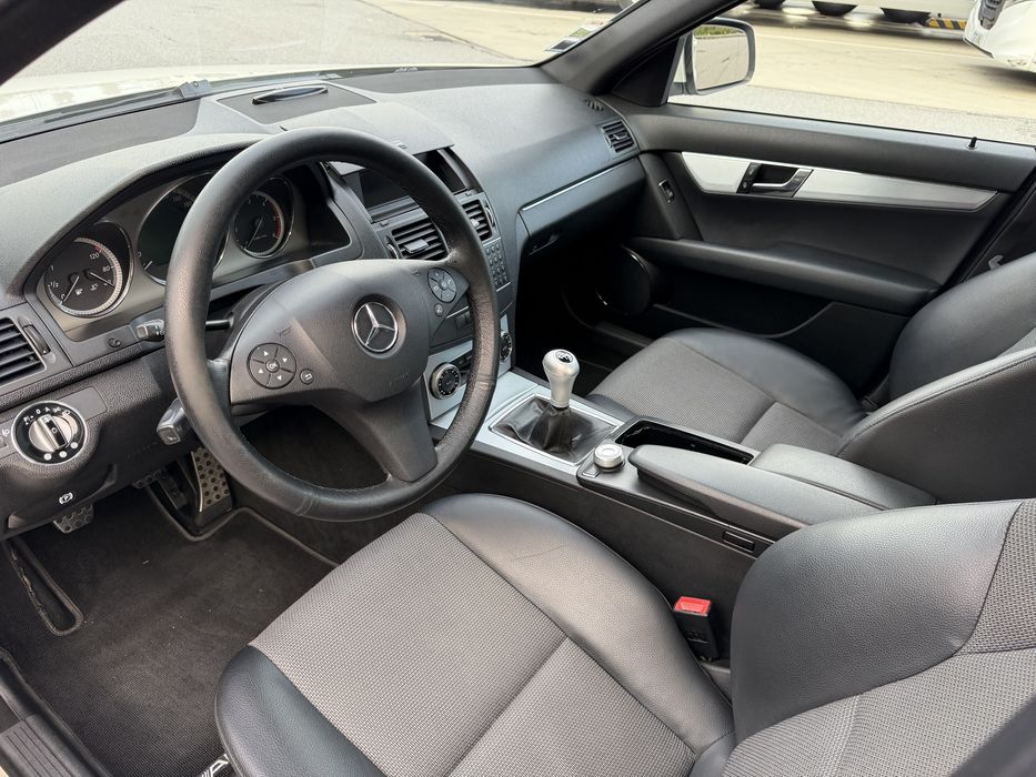 Mercedes Benz C 220 CDI AMG 175mil kms Nacional