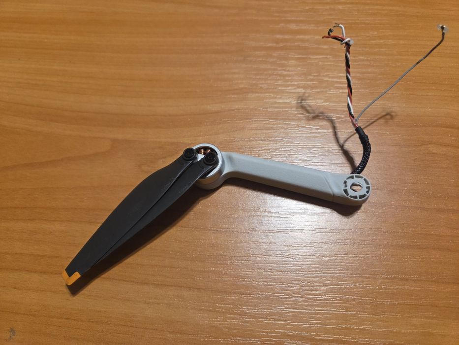DJI Mini 3 Pro Ramie Tył Tylne  Lewe