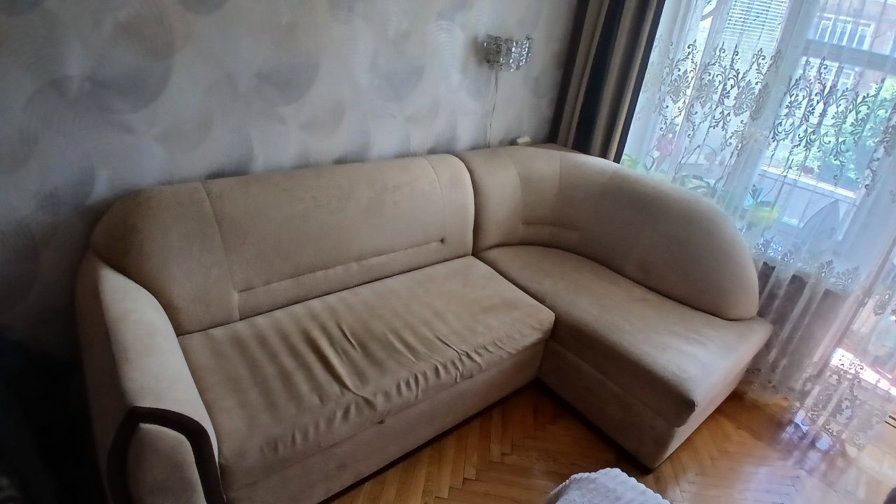 Кутовий диван ( уголок)