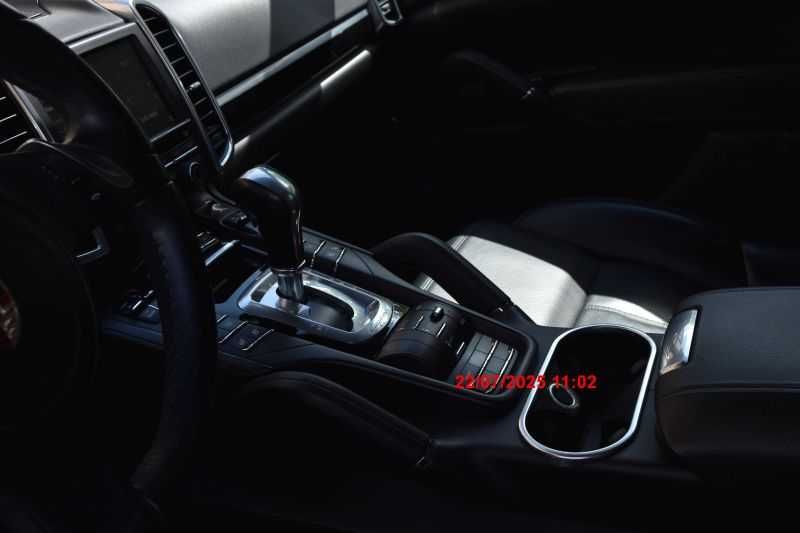 Porsche Cayenne S Hybrid