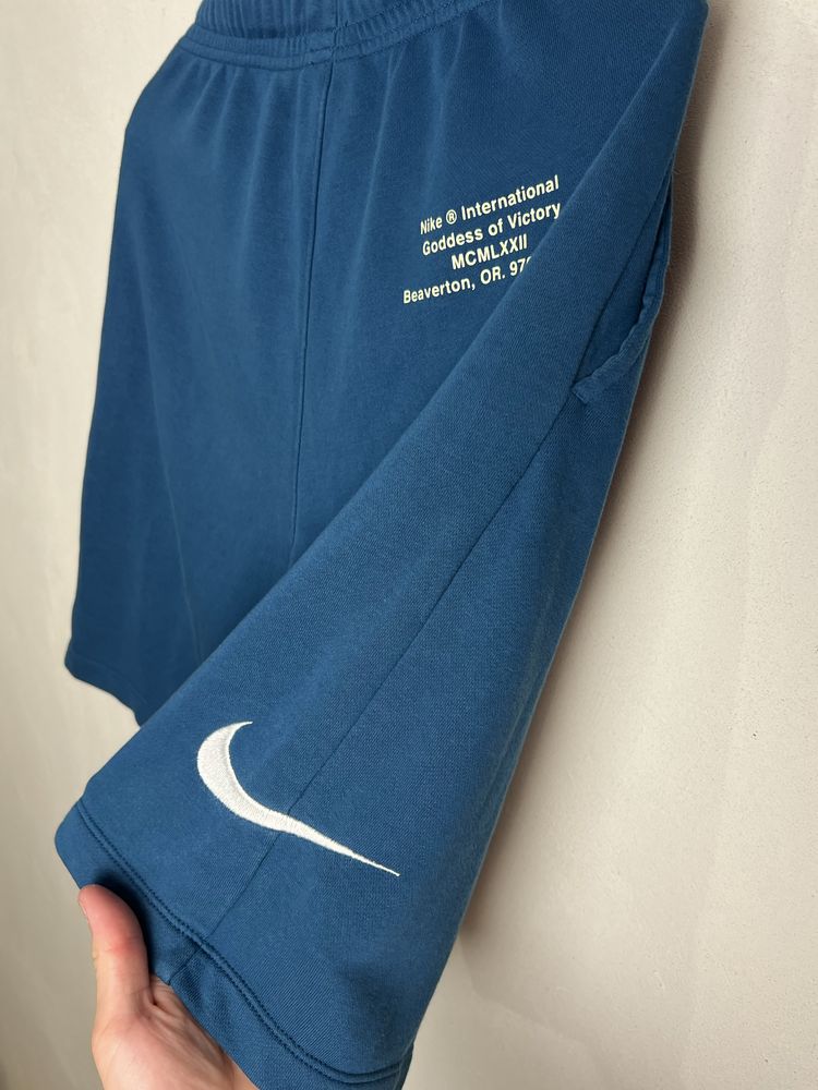 Шорти Nike Swoosh